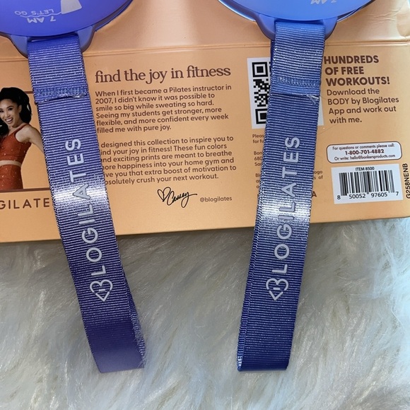 ๐ Blogilates Water Bottles 2 Pack BPA Free Water Intake Hydration 40 Oz each - Picture 5 of 8